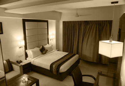 Suite Rooms @ Hotel Le Grande Residency
